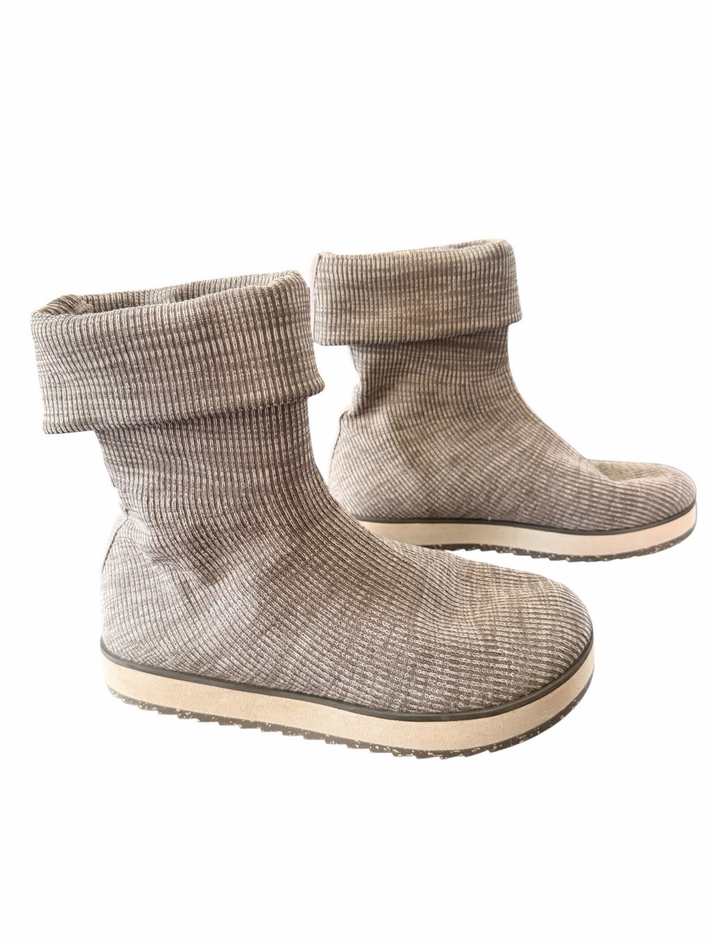 Merrell Juno Knit Pull On Boot Size 8.5